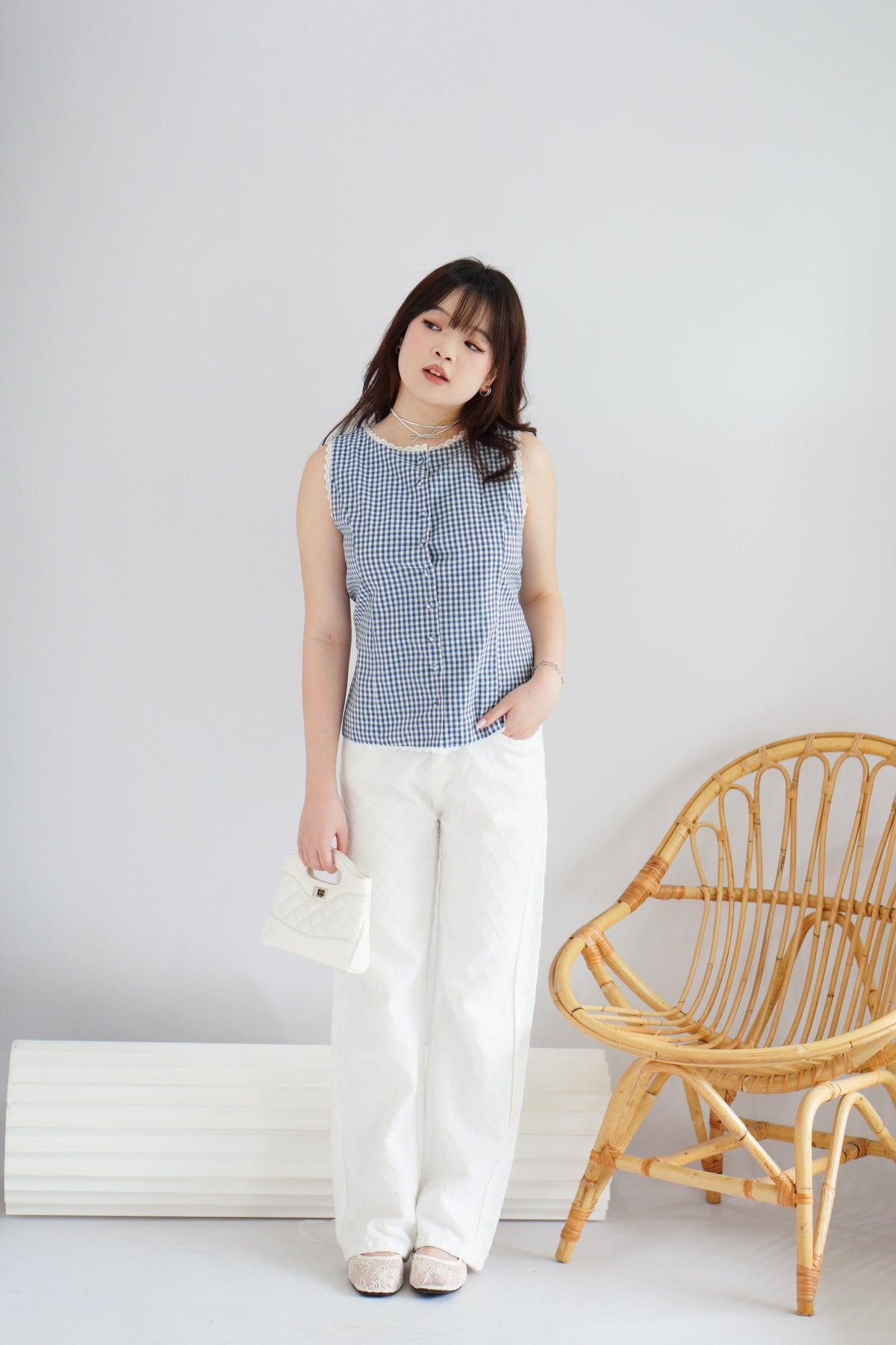 Marlianne Gingham Sleeveless Button Down Top in Blue