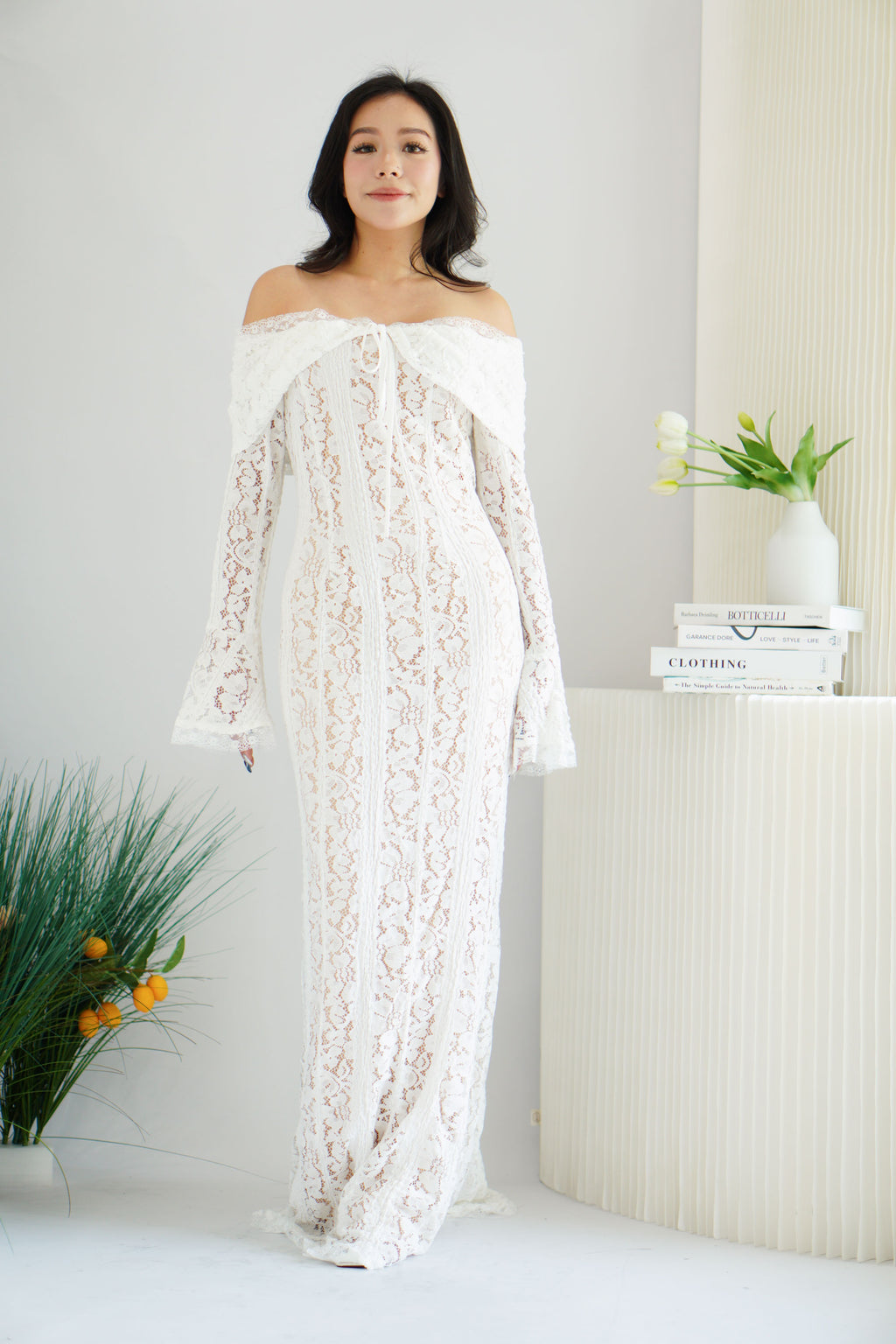 (Premium) Thaleessa Lace Off Shoulder Maxi Dress in White