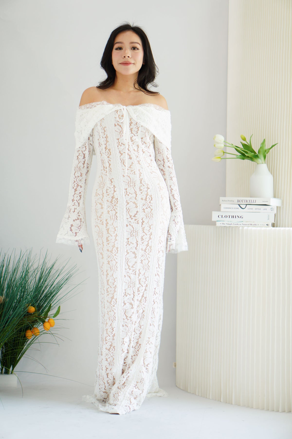 (Premium) Thaleessa Lace Off Shoulder Maxi Dress in White