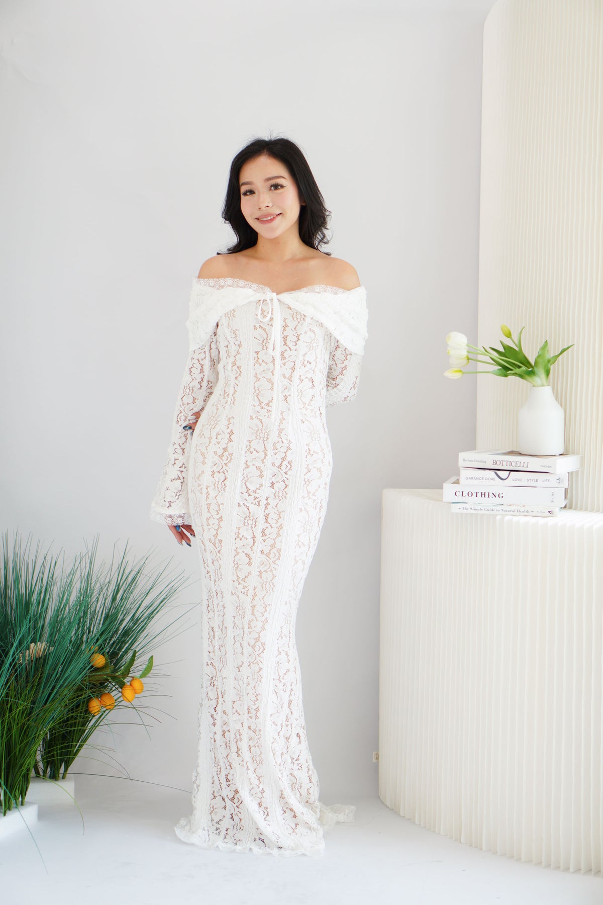 (Premium) Thaleessa Lace Off Shoulder Maxi Dress in White