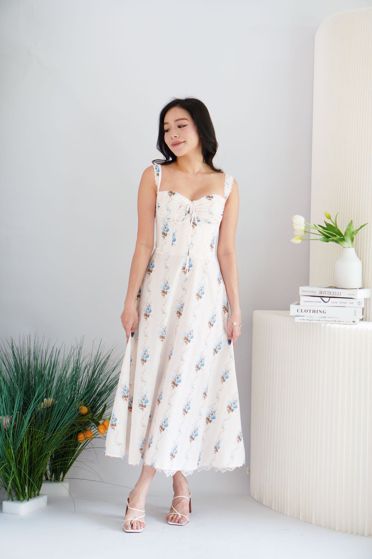 Noevia Floral Lace Maxi A-Line Dress in Cream