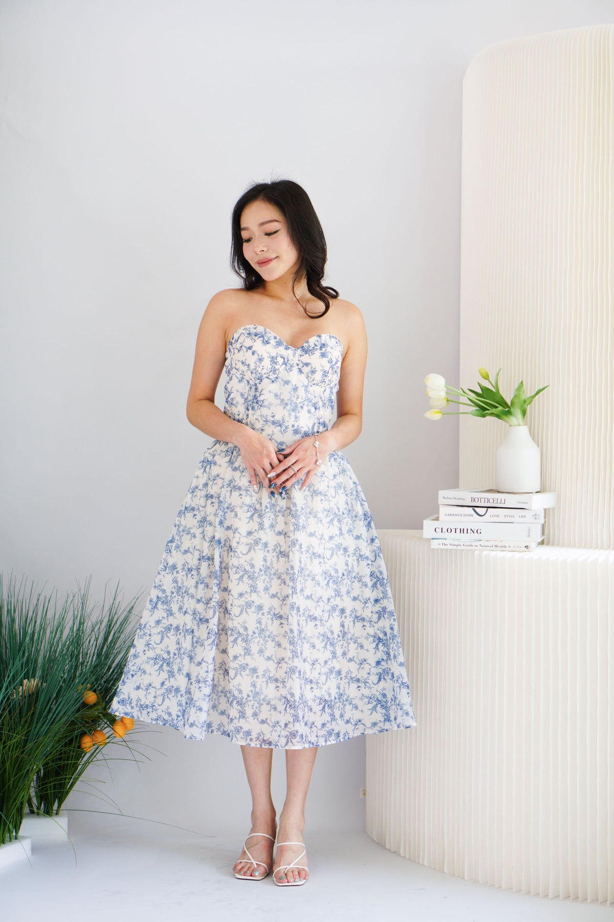 Miralyn Padded Corset Floral Midi Dress in Blue