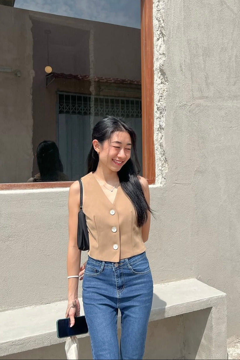 Staple Vest + Shay Jeans - As Seen on @maxinekxy