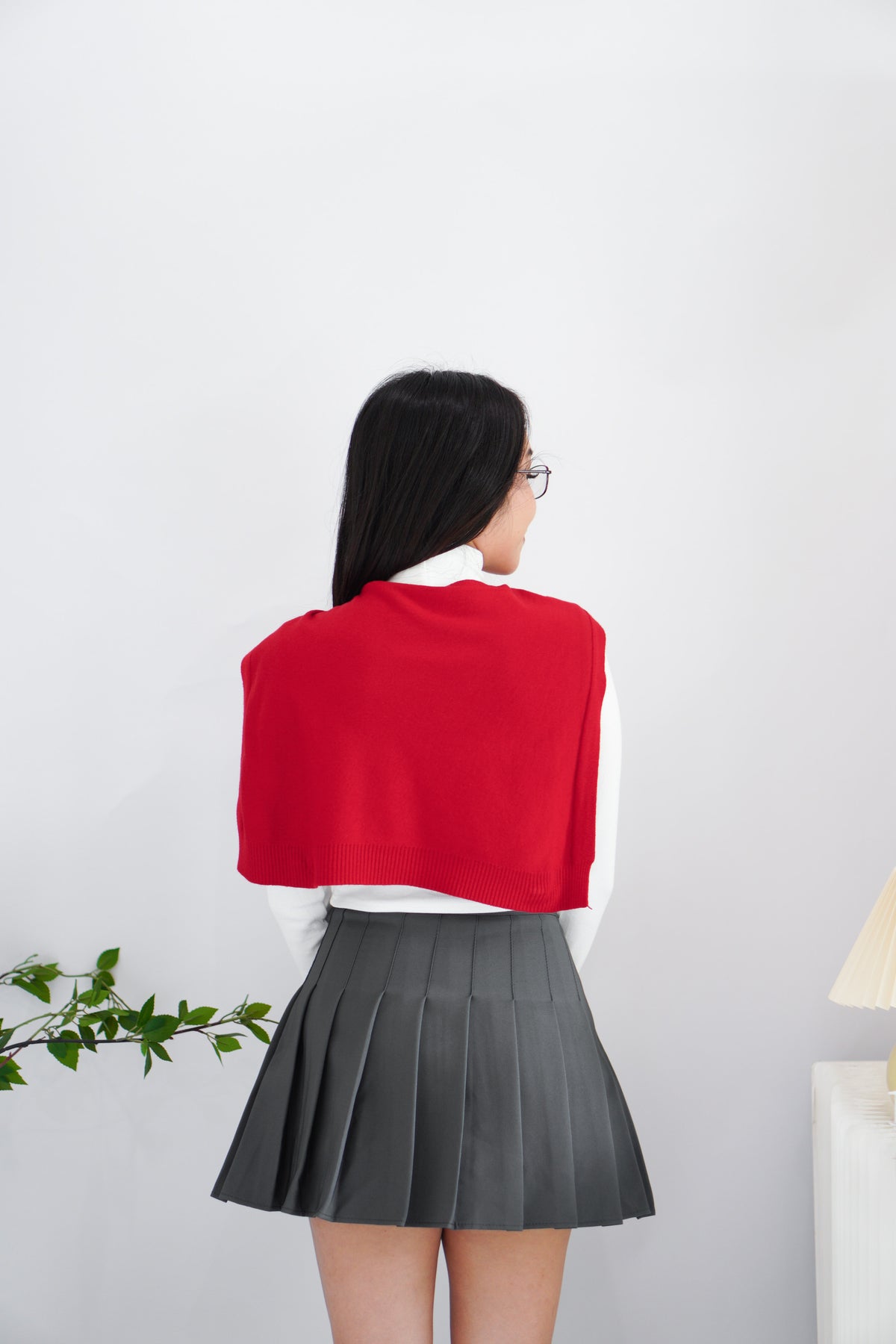 Basic Knit Throwover in Red