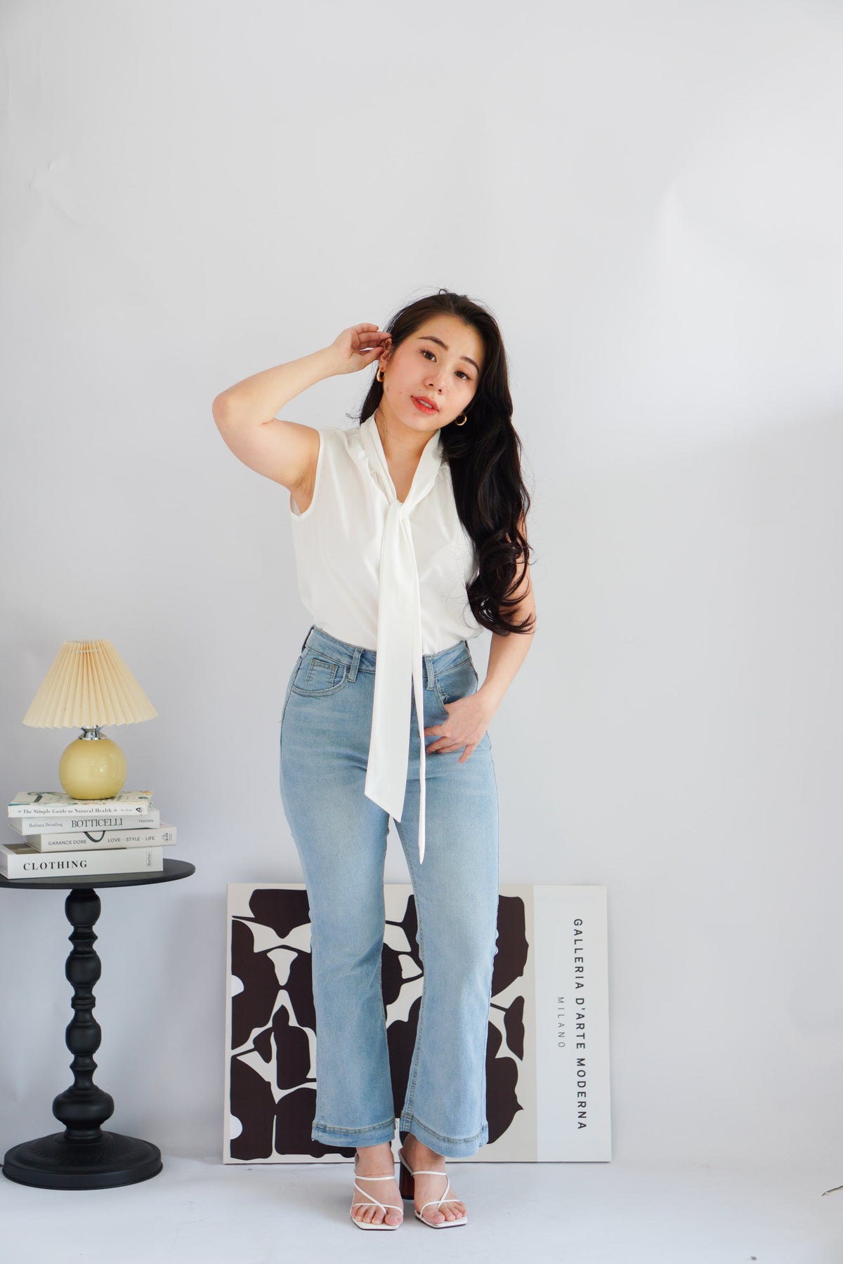 Rinda Sleeveless Bow Tie Top in White