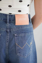 Aston Wide Legged Jeans in Dark Blue