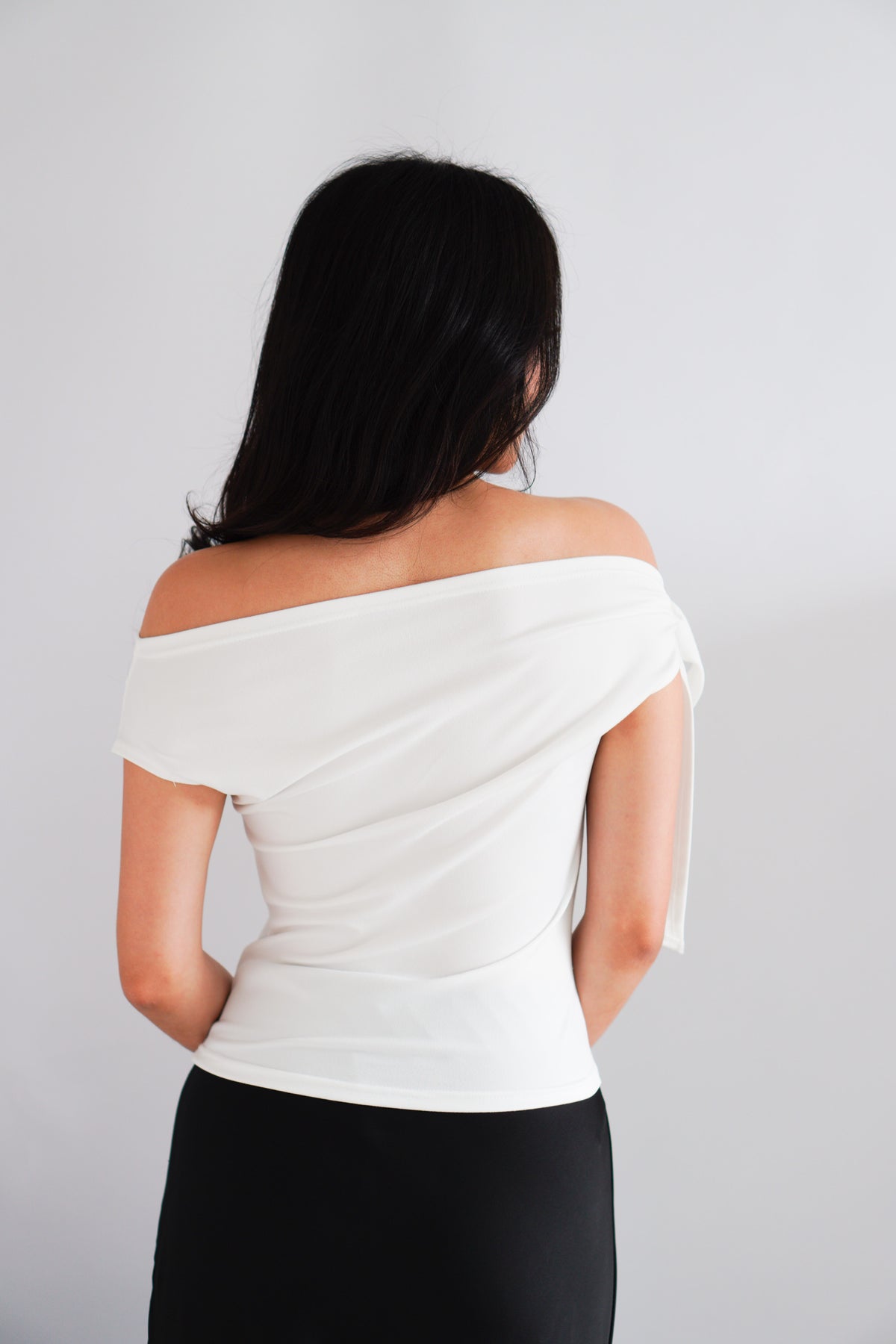 Sriya Toga Ribbon Self Tied Top in White