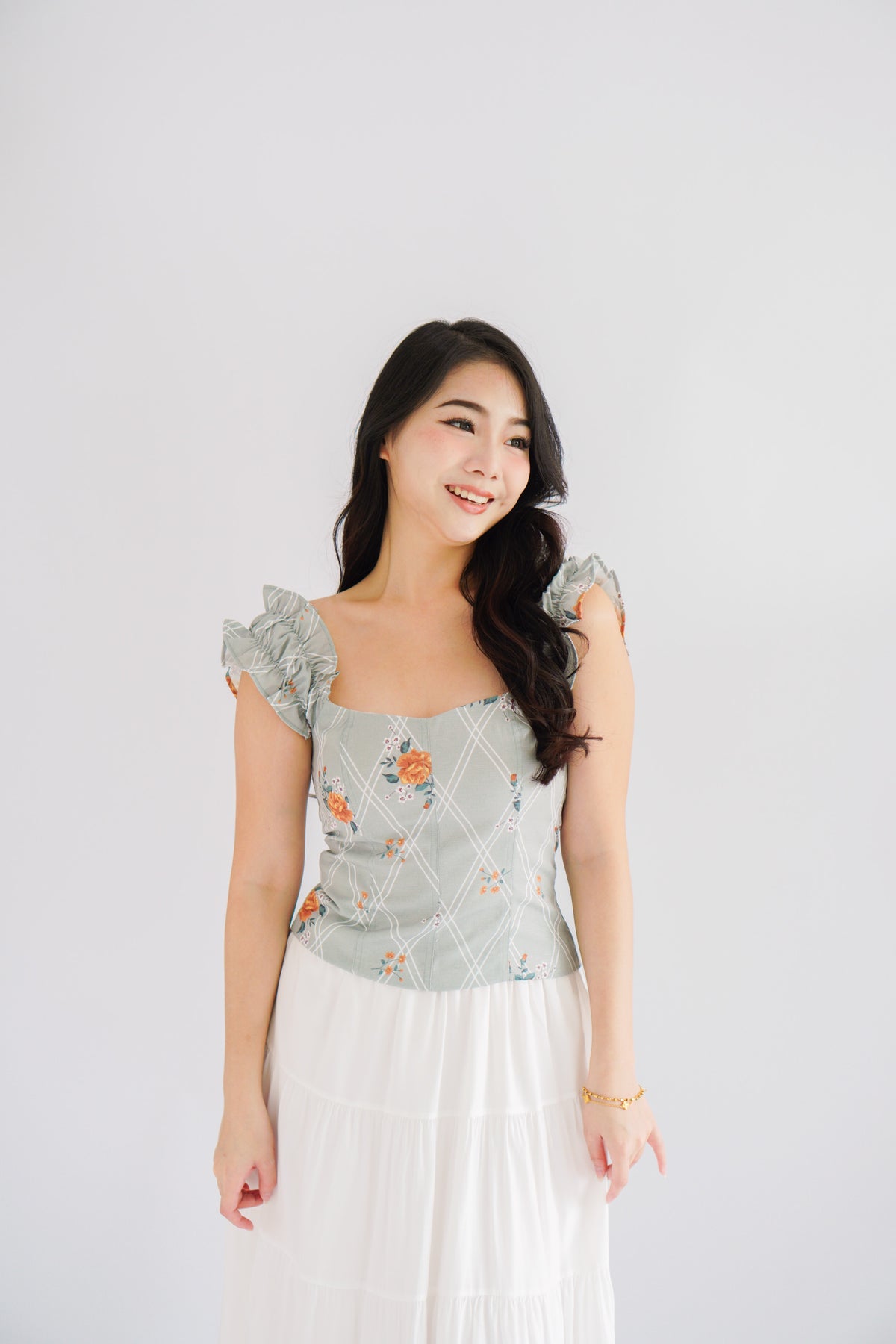 Thalira Floral Ruffles Sleeve Top in Green