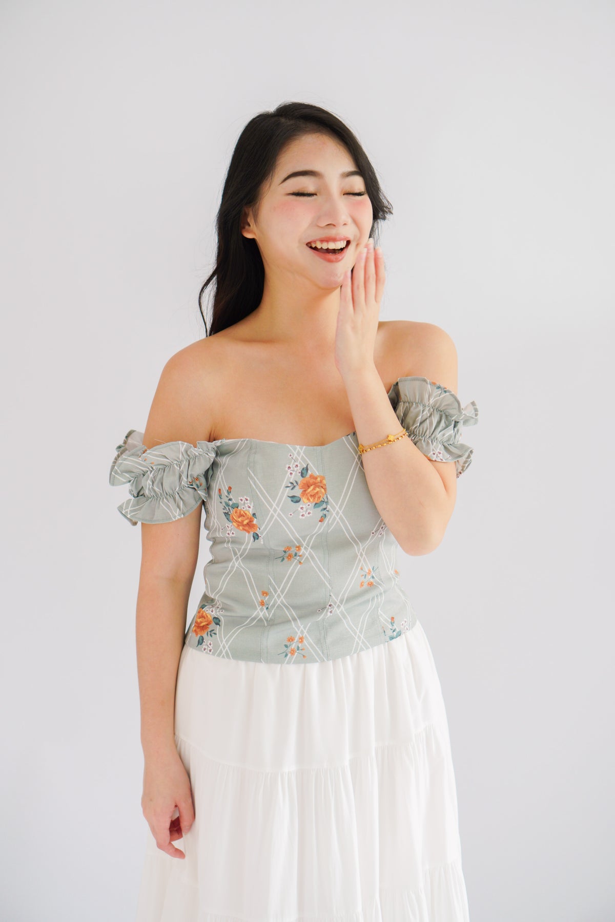 Thalira Floral Ruffles Sleeve Top in Green