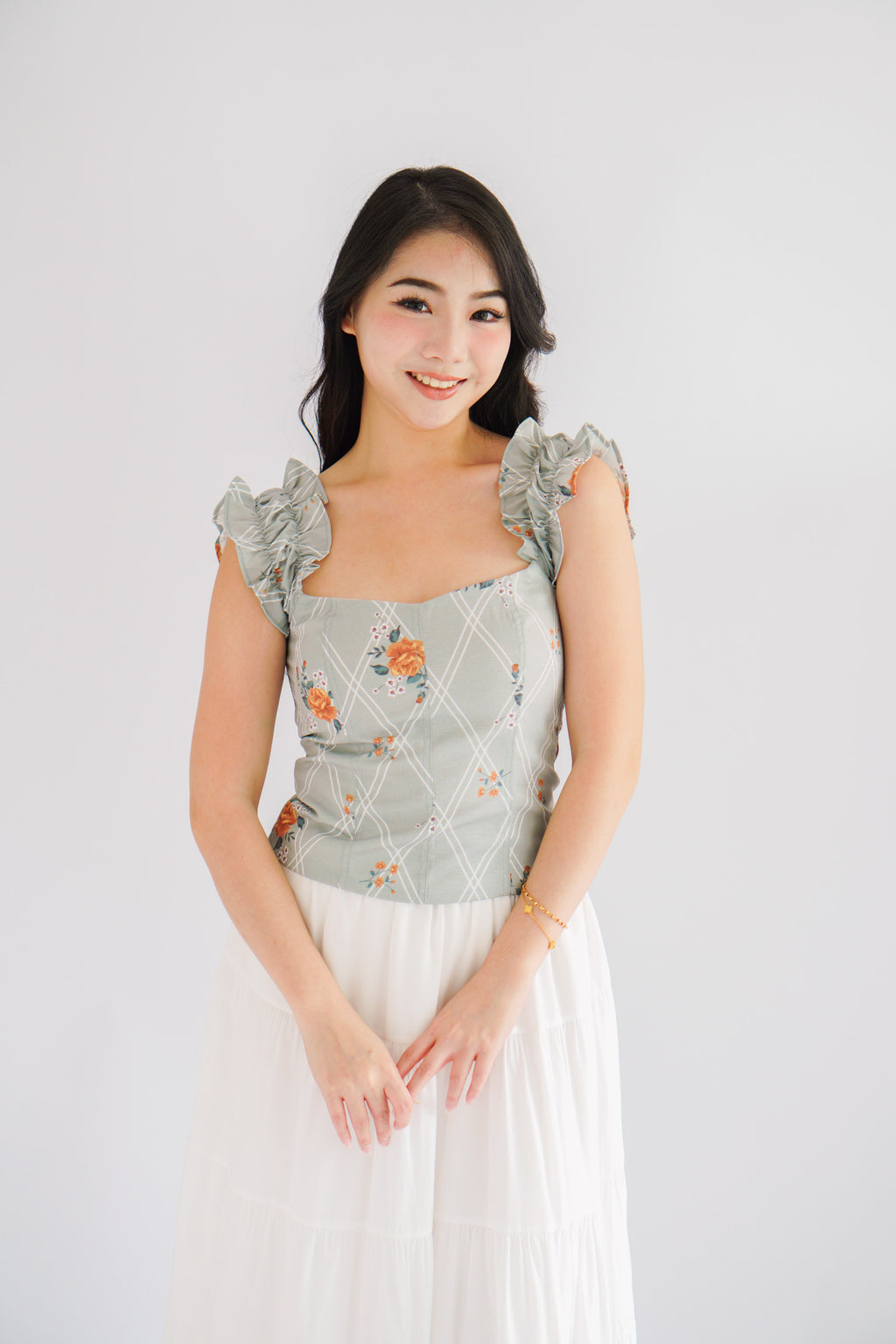 Thalira Floral Ruffles Sleeve Top in Green