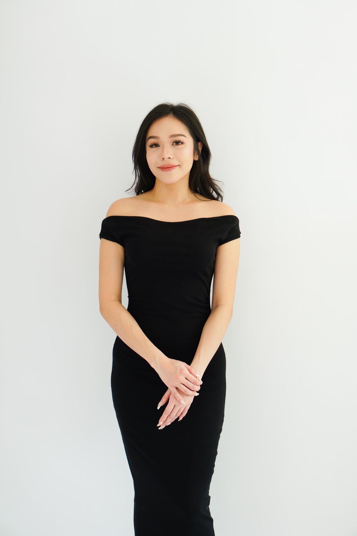 Renka Off Shoulder Ruched Bodycon Dress in Black