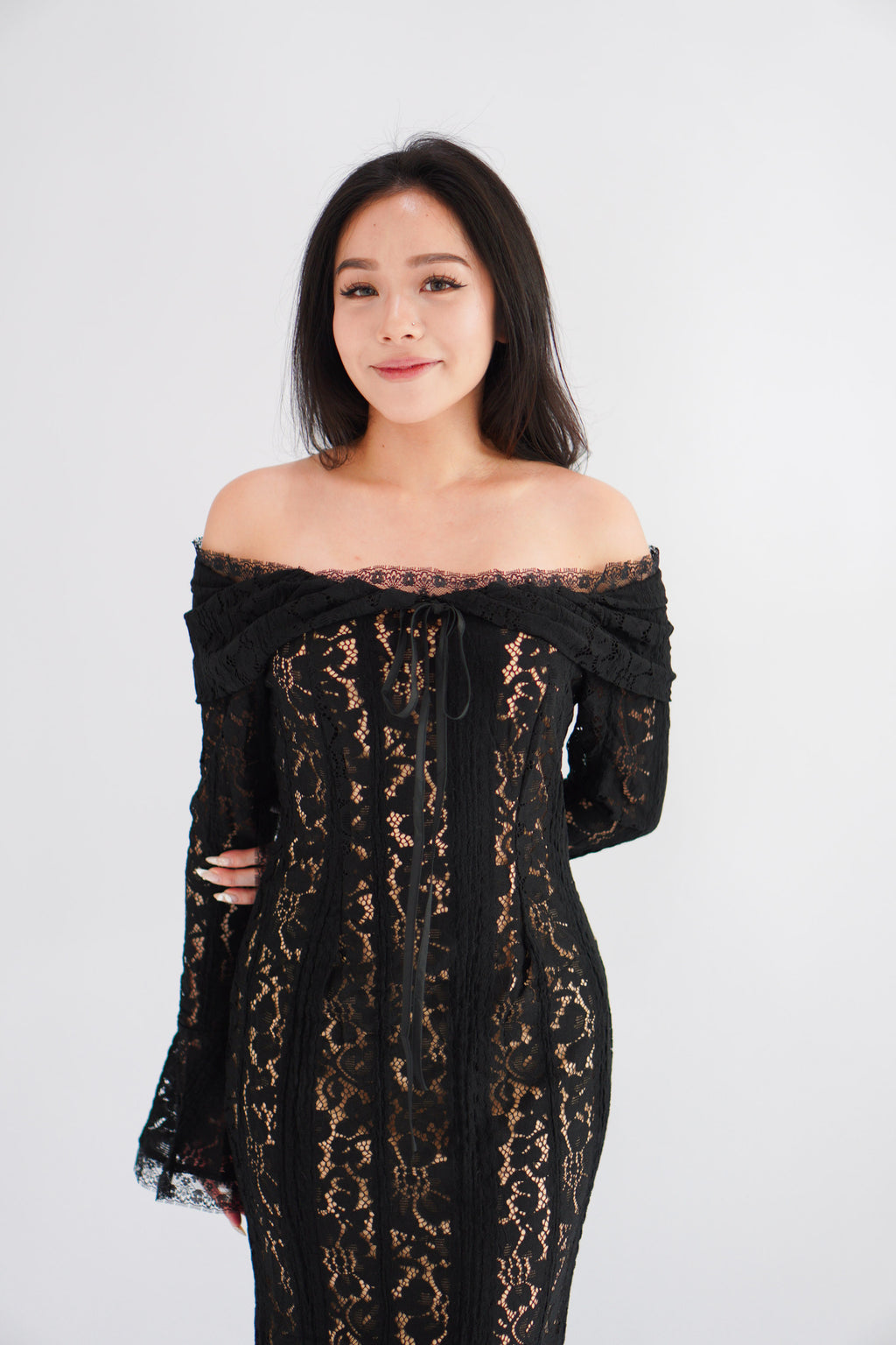 (Premium) Thaleessa Lace Off Shoulder Maxi Dress in Black