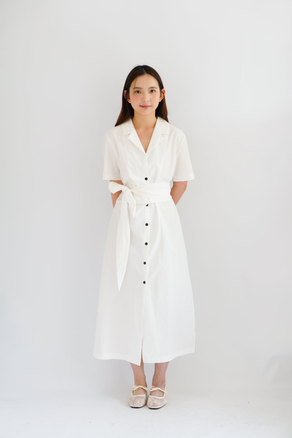 (BACKORDER) Kyana Collar Button Down Wrap Dress in White