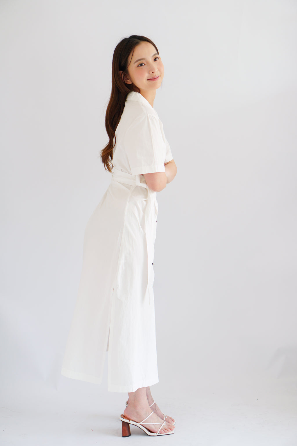(BACKORDER) Kyana Collar Button Down Wrap Dress in White