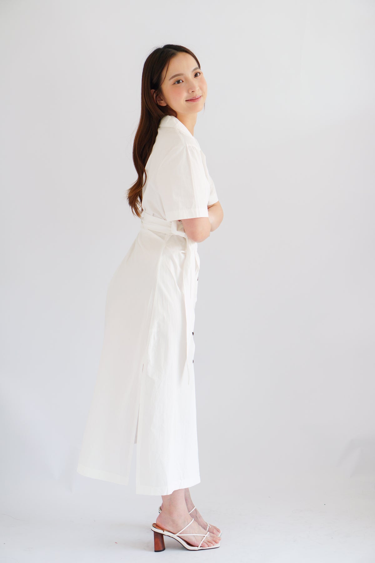 (BACKORDER) Kyana Collar Button Down Wrap Dress in White