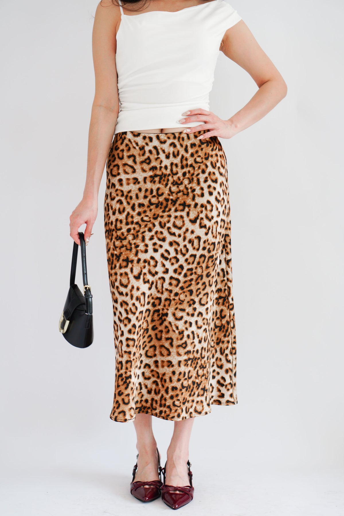 Kae Midi Skirt in Leopard Print