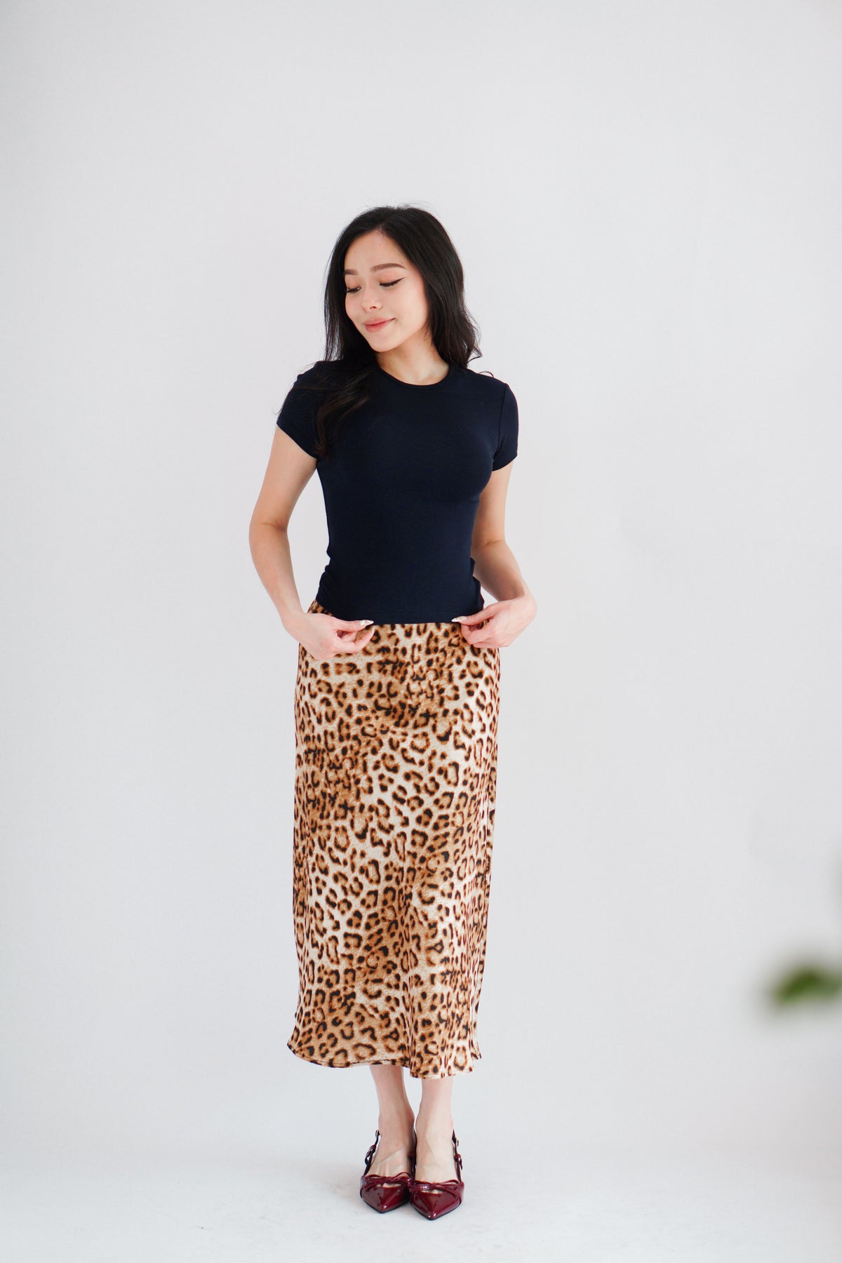 Kae Midi Skirt in Leopard Print