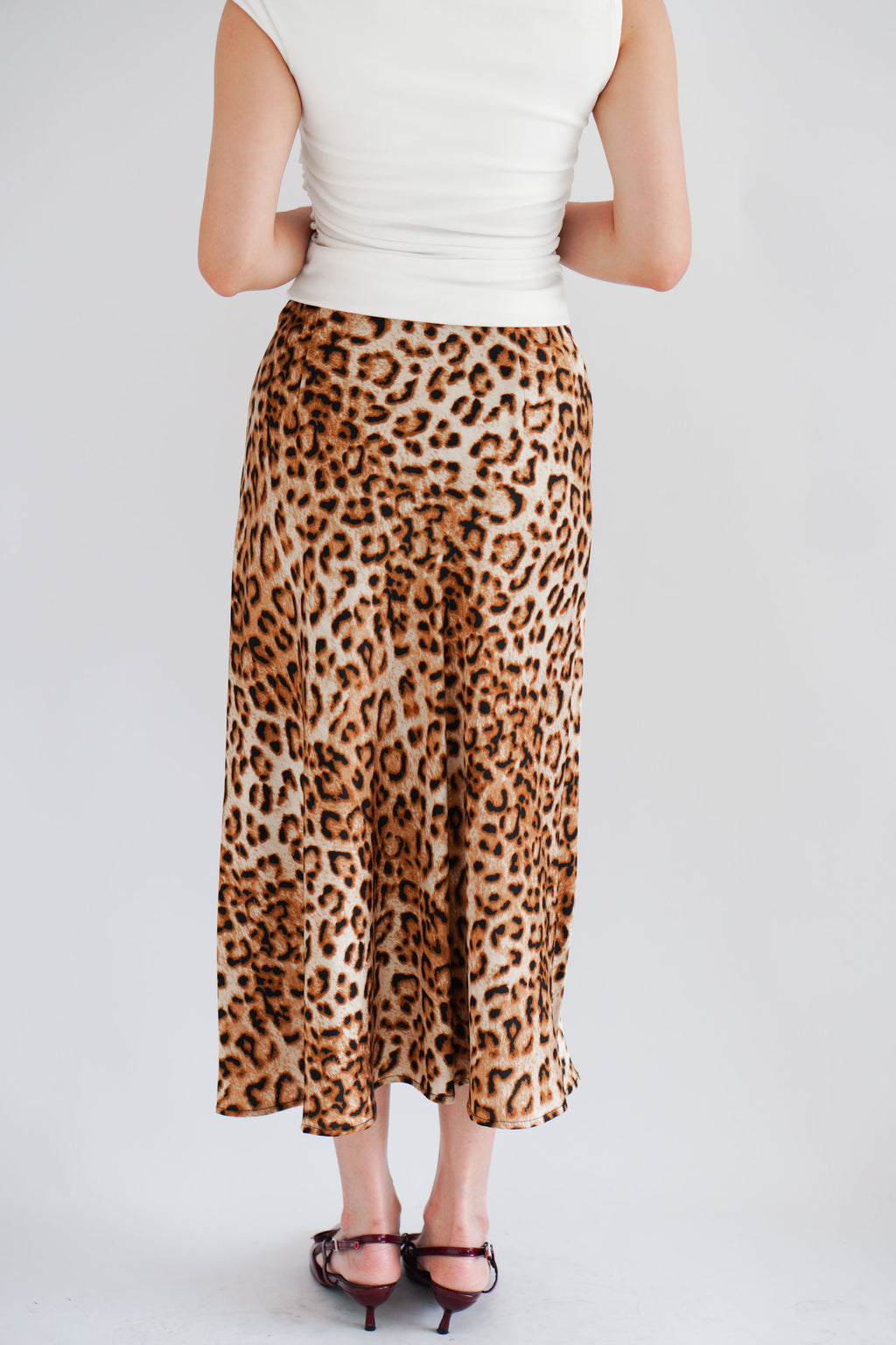 Kae Midi Skirt in Leopard Print