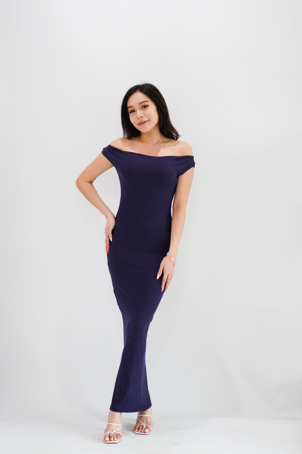 Fenka Off Shoulder Ruched Waist Maxi Bodycon Dress in Dark Blue