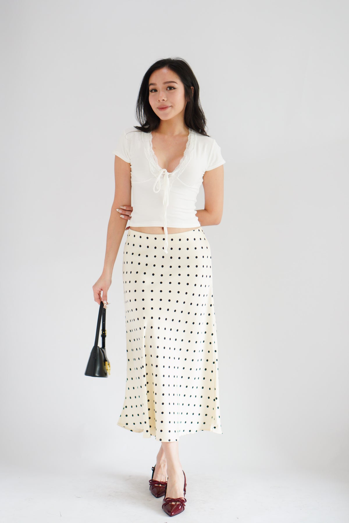 Fianna V Neck Lace Ribbon Short Sleeves Top in White