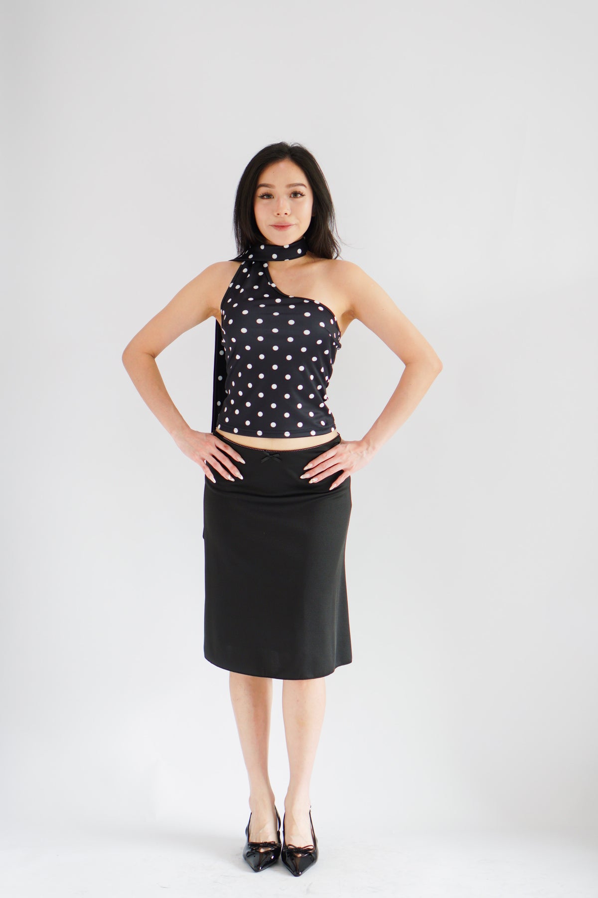 Renley Polkadot Choker Toga Top in Black