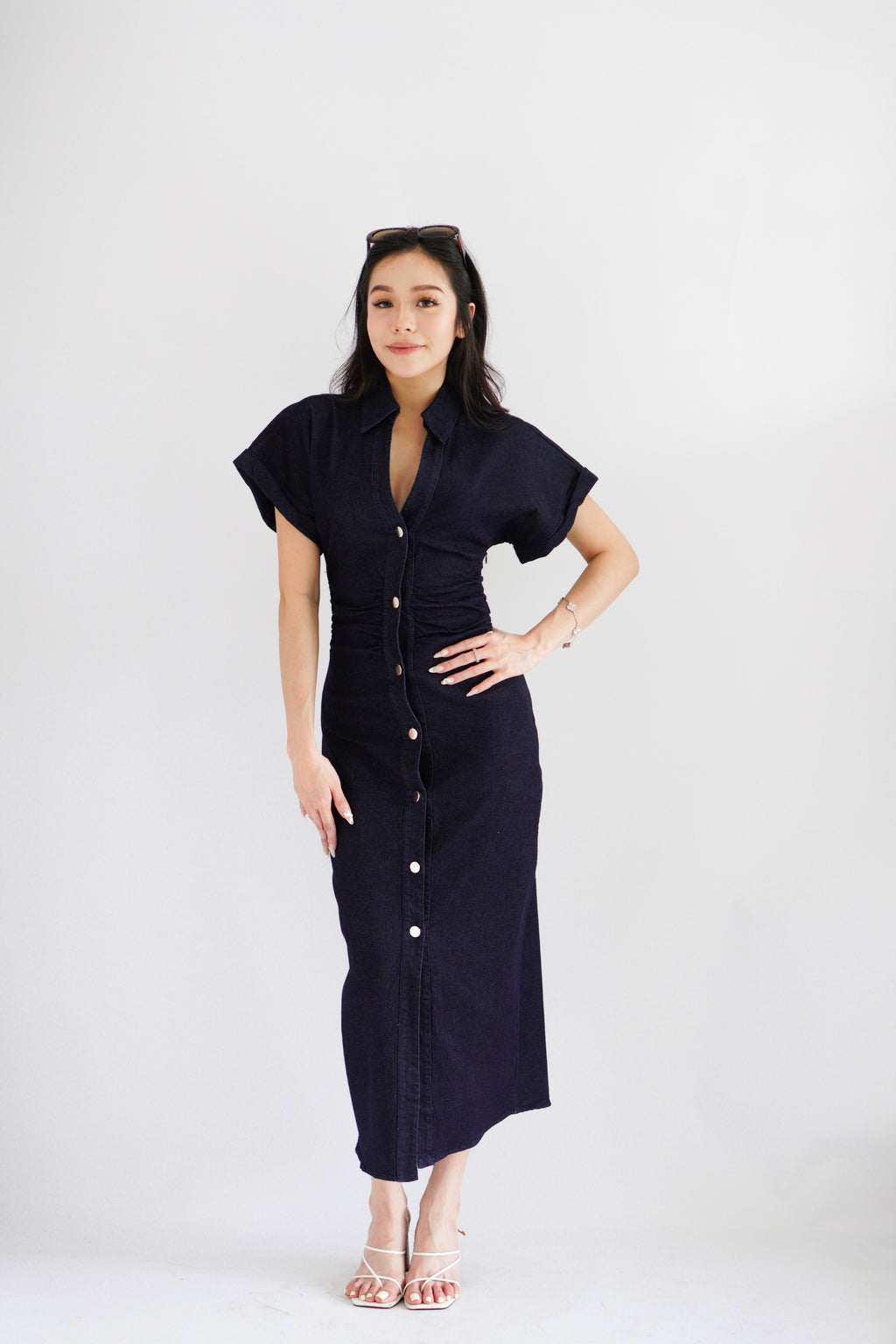 Elin Denim Collar Cap Sleeve Button Down Bodycon Dress in Blue