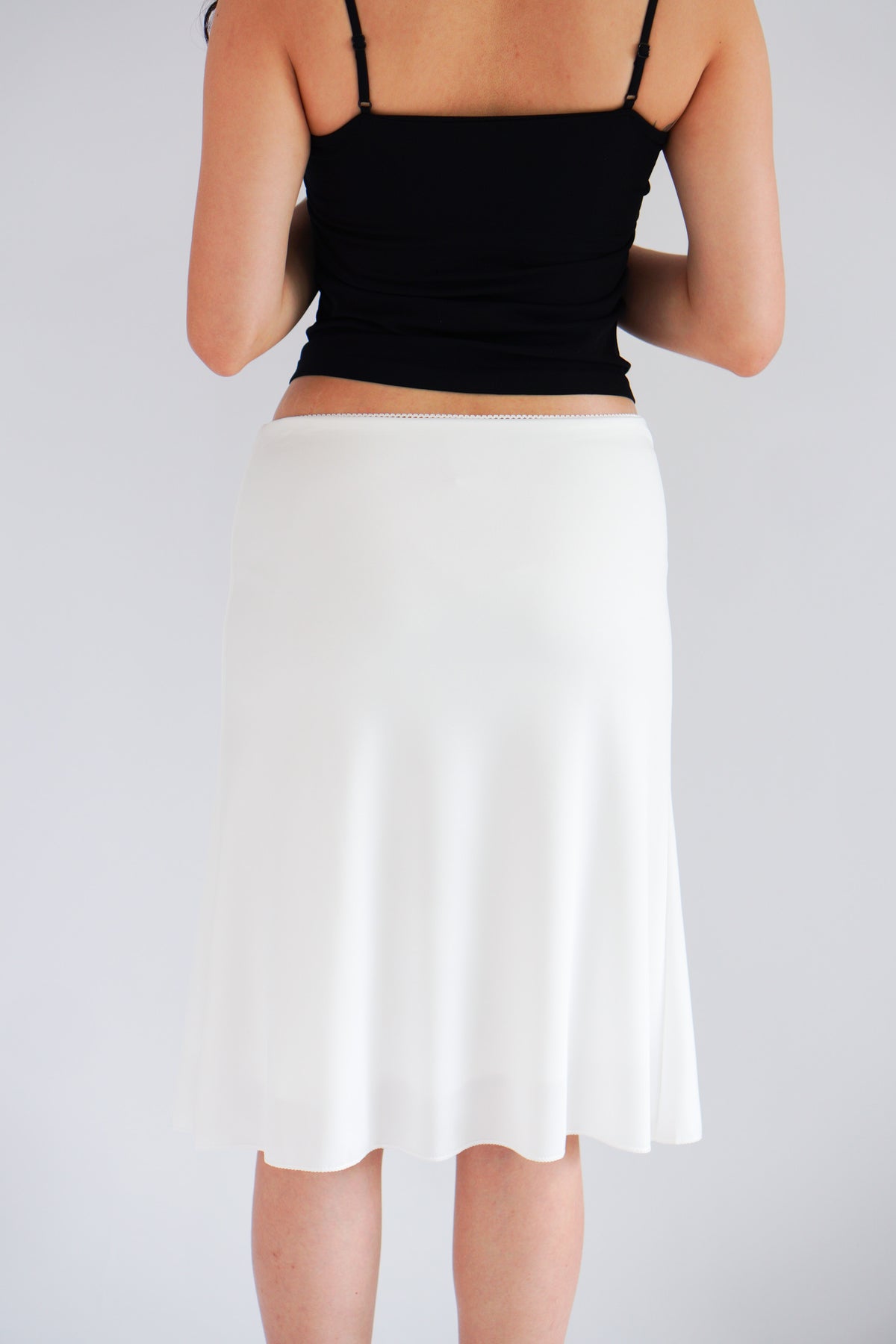 Porsi Midi Skirt in White