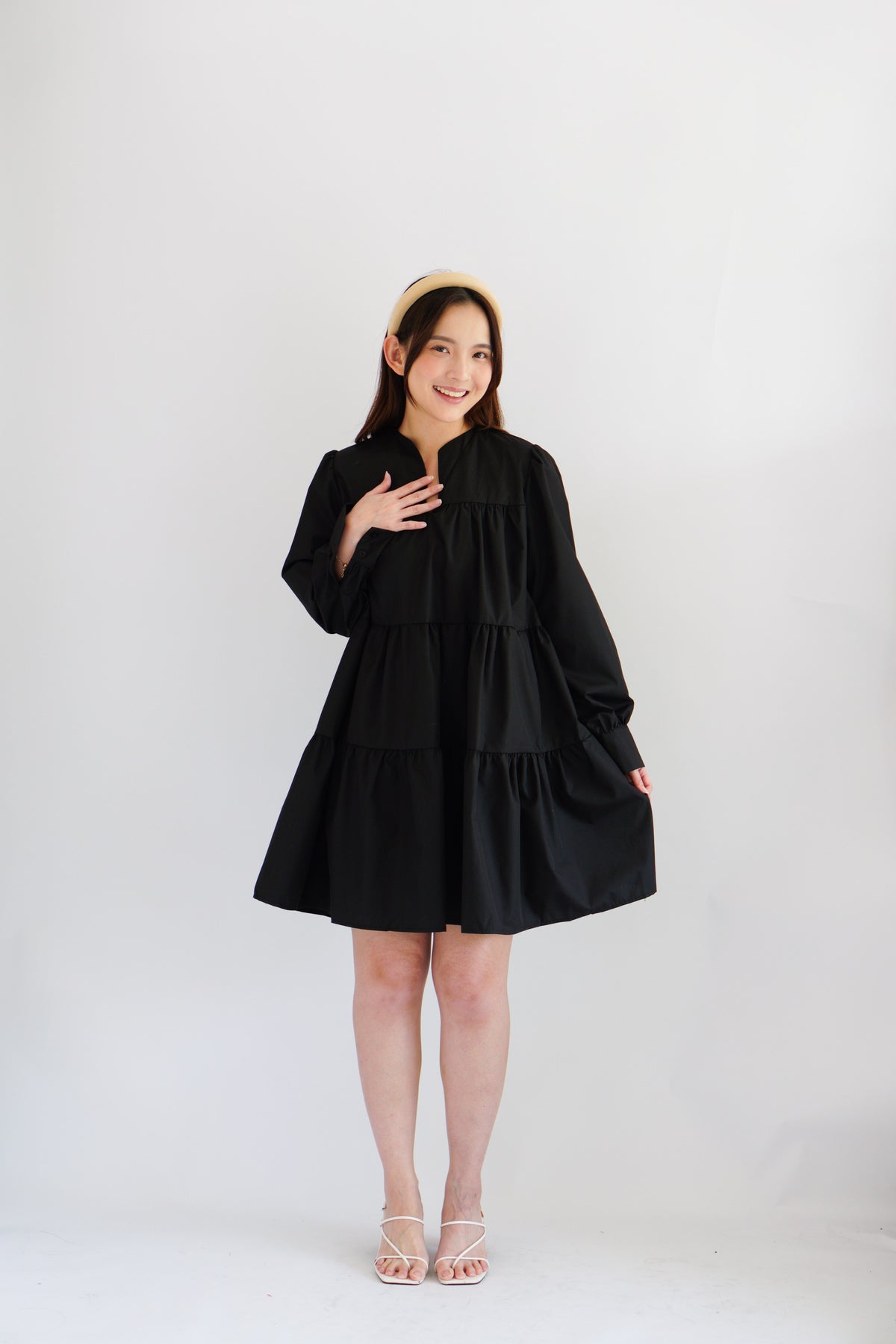 (BACKORDER) Love Dara Flowy Long Sleeve Dress in Black