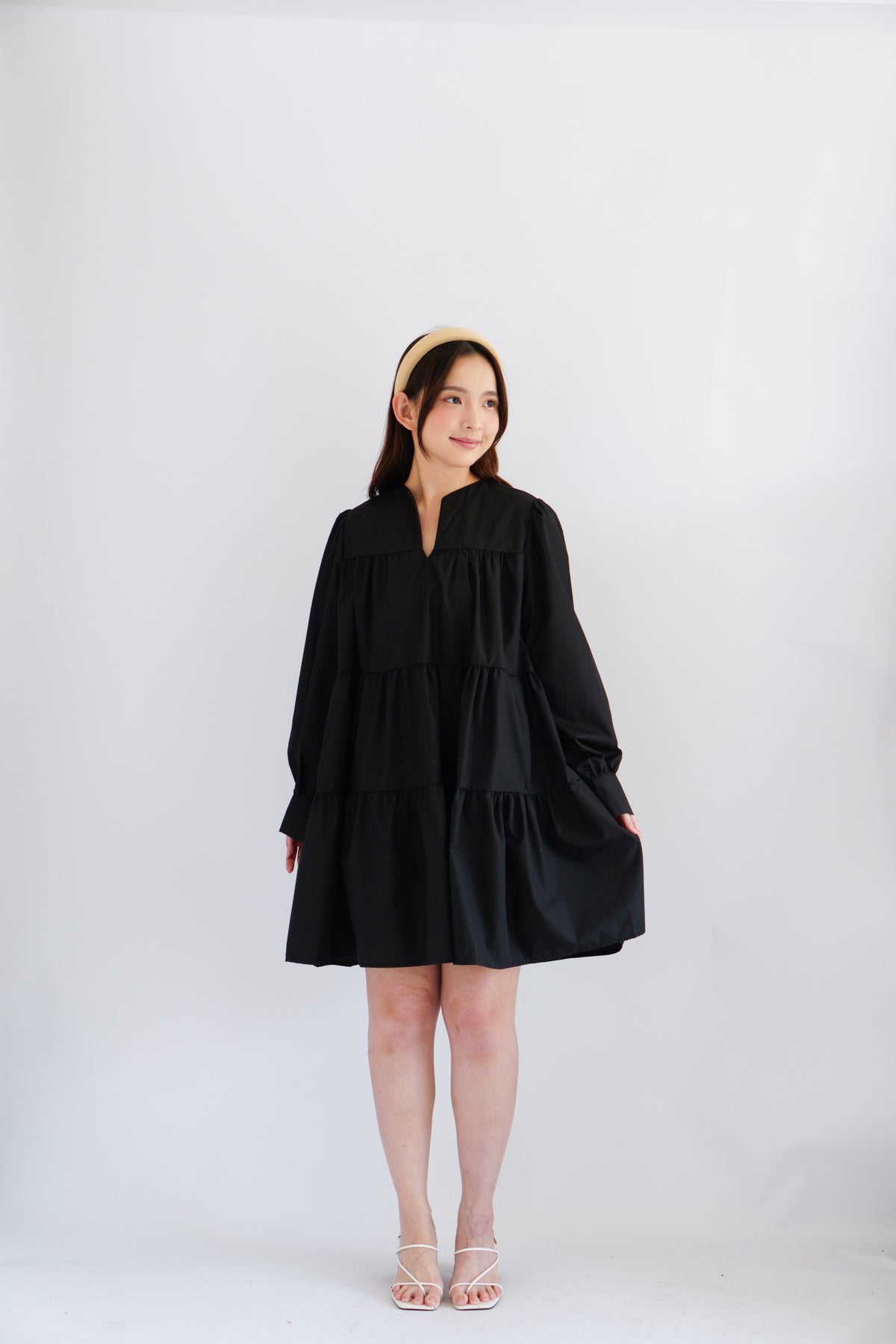 (BACKORDER) Love Dara Flowy Long Sleeve Dress in Black