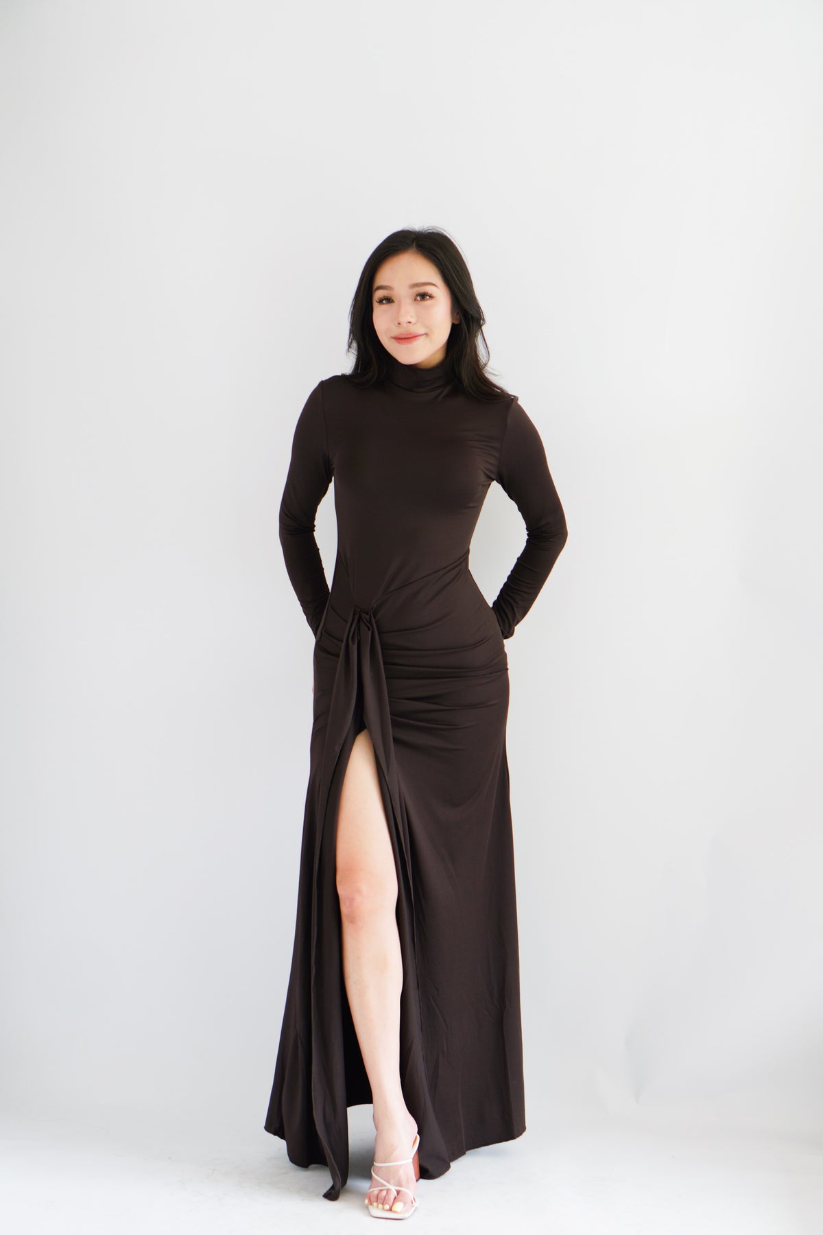 (BACKORDER) Shanina Long Sleeve High Neck Slit Maxi Dress in Brown