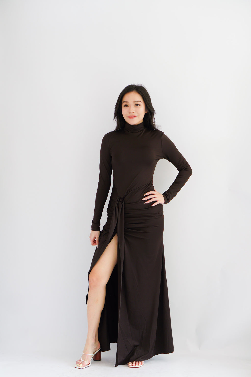(BACKORDER) Shanina Long Sleeve High Neck Slit Maxi Dress in Brown