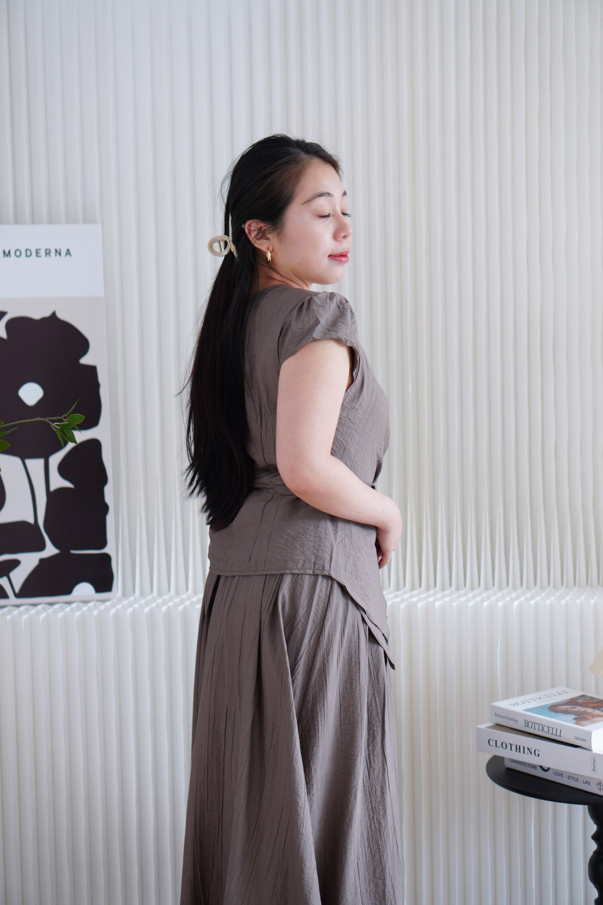 Noria Ruffles 2 Piece Skirt Set in Khaki