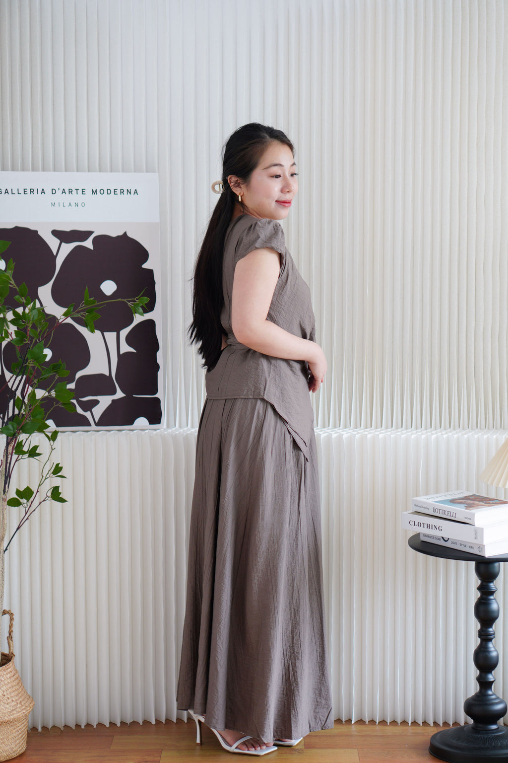 Noria Ruffles 2 Piece Skirt Set in Khaki