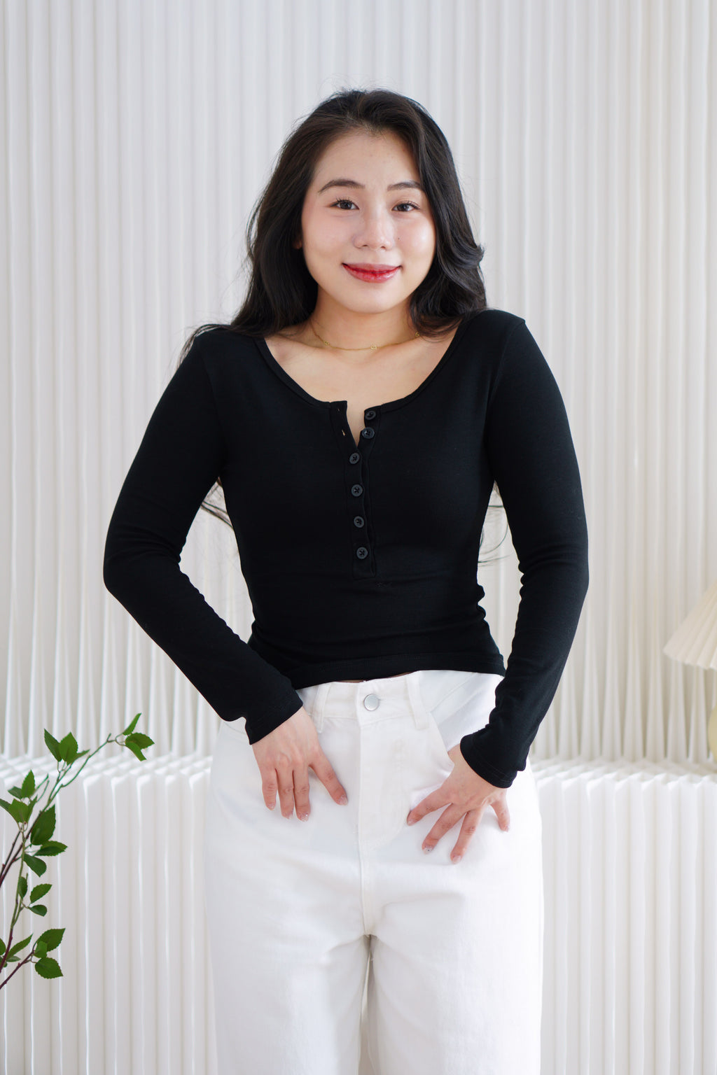 Ellis Button Down Long Sleeve Top in Black