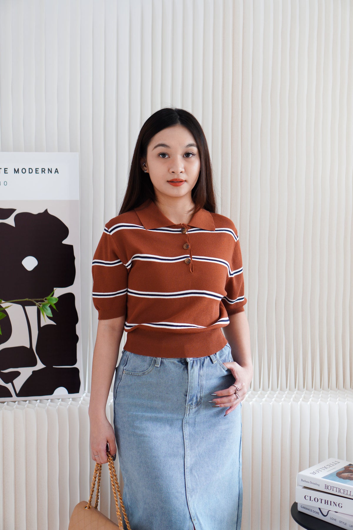 Embi Collar Stripes Short Sleeve Top in Brown