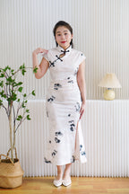 Ru Yuan Floral Maxi Cheongsam in Cream and Black Lining