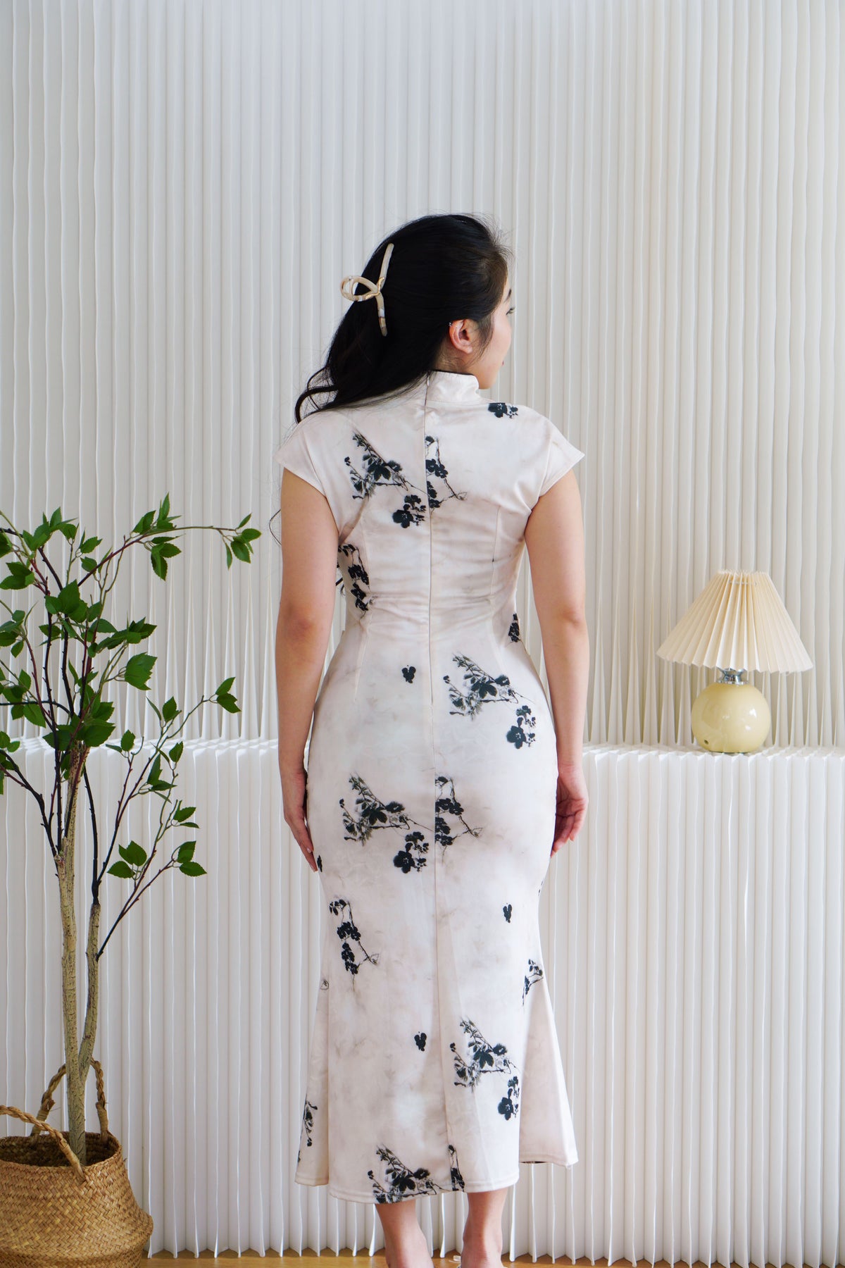 Ru Yuan Floral Maxi Cheongsam in Cream and Black Lining