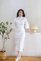 Mian Mid Sleeves Floral Maxi Cheongsam in White