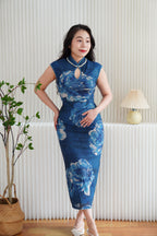 Mu Dan Short Sleeve Mesh Floral Maxi Cheongsam with Pearls in Blue
