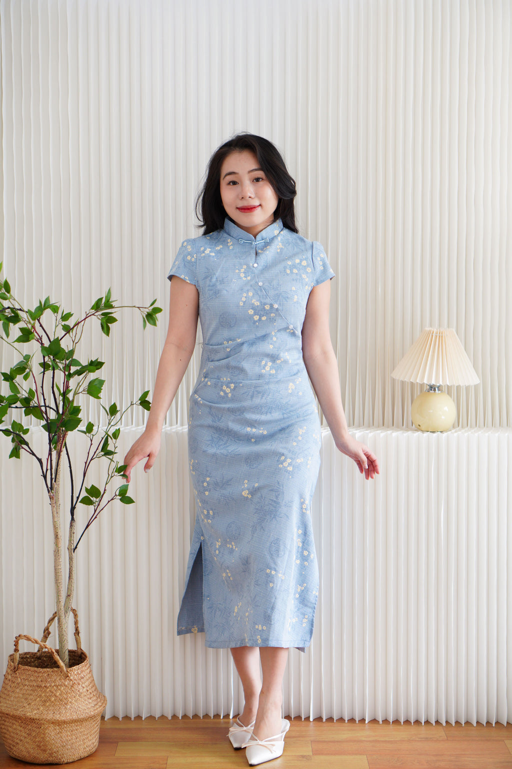 Xi Ning Short Sleeve Floral Maxi Cheongsam in Blue