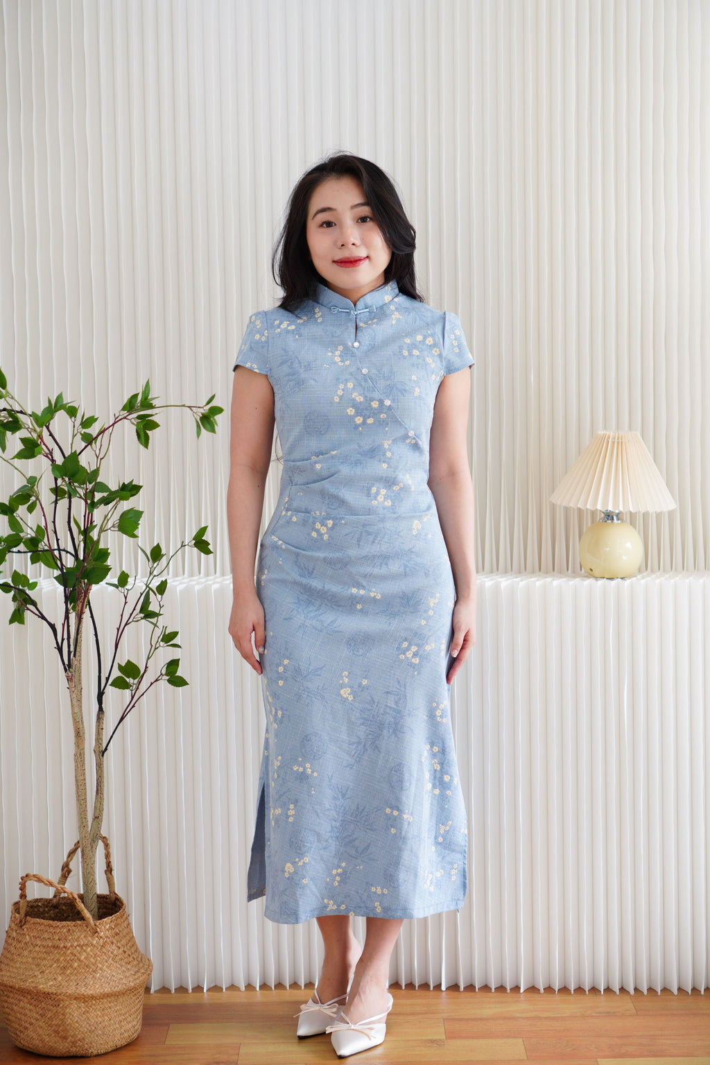 Xi Ning Short Sleeve Floral Maxi Cheongsam in Blue
