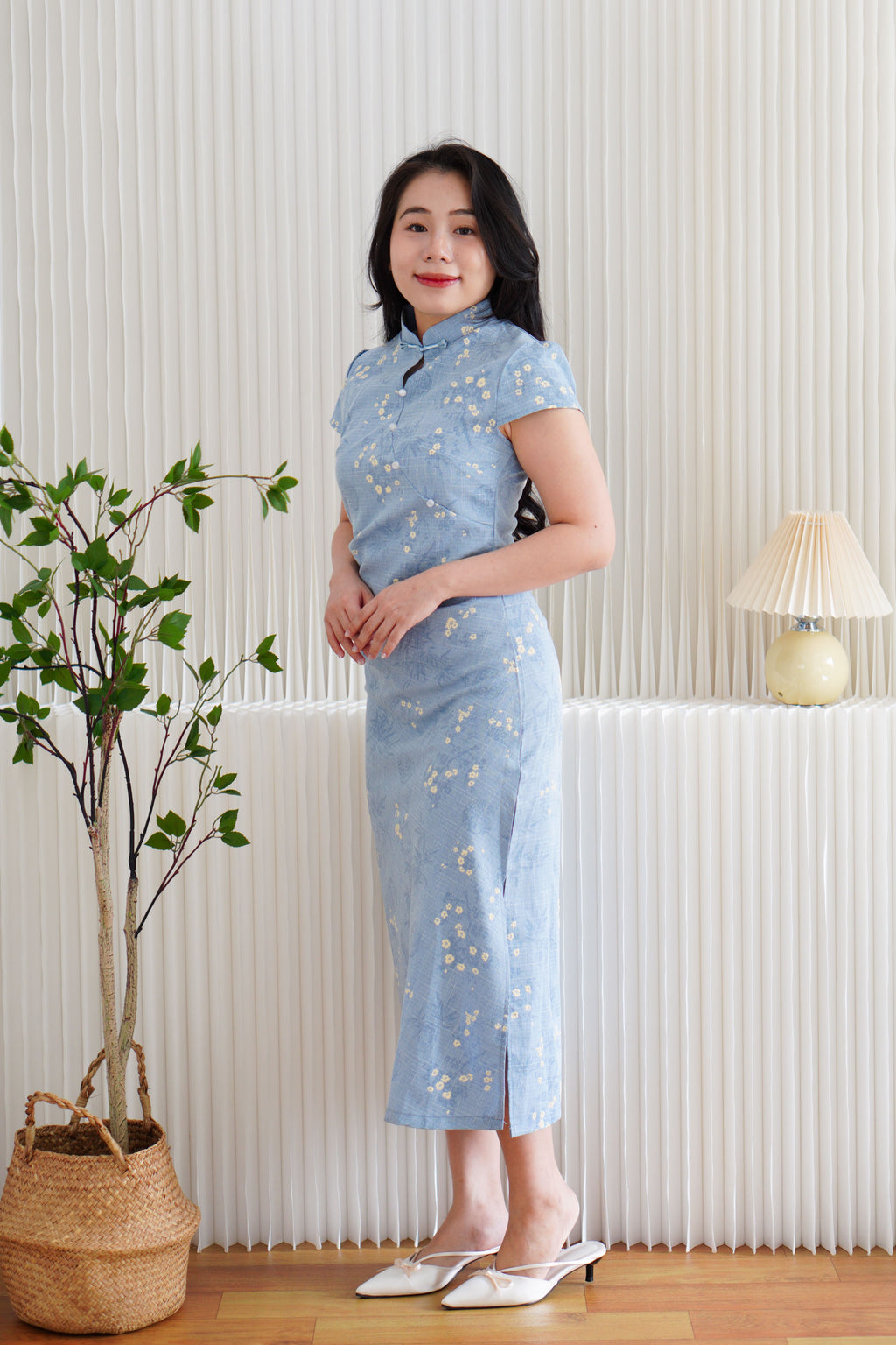 Xi Ning Short Sleeve Floral Maxi Cheongsam in Blue
