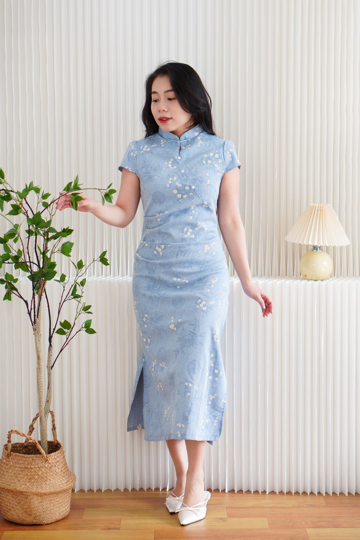 Xi Ning Short Sleeve Floral Maxi Cheongsam in Blue