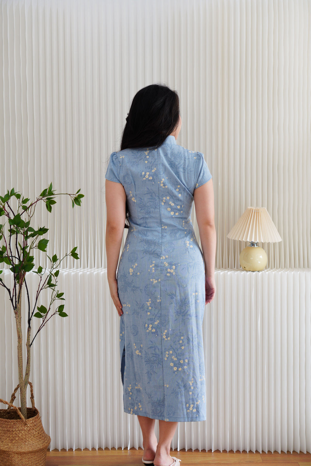 Xi Ning Short Sleeve Floral Maxi Cheongsam in Blue