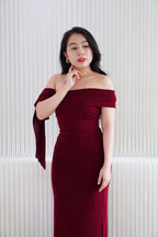 Feraya Off Shoulder Bodycon Maxi Dress in Red