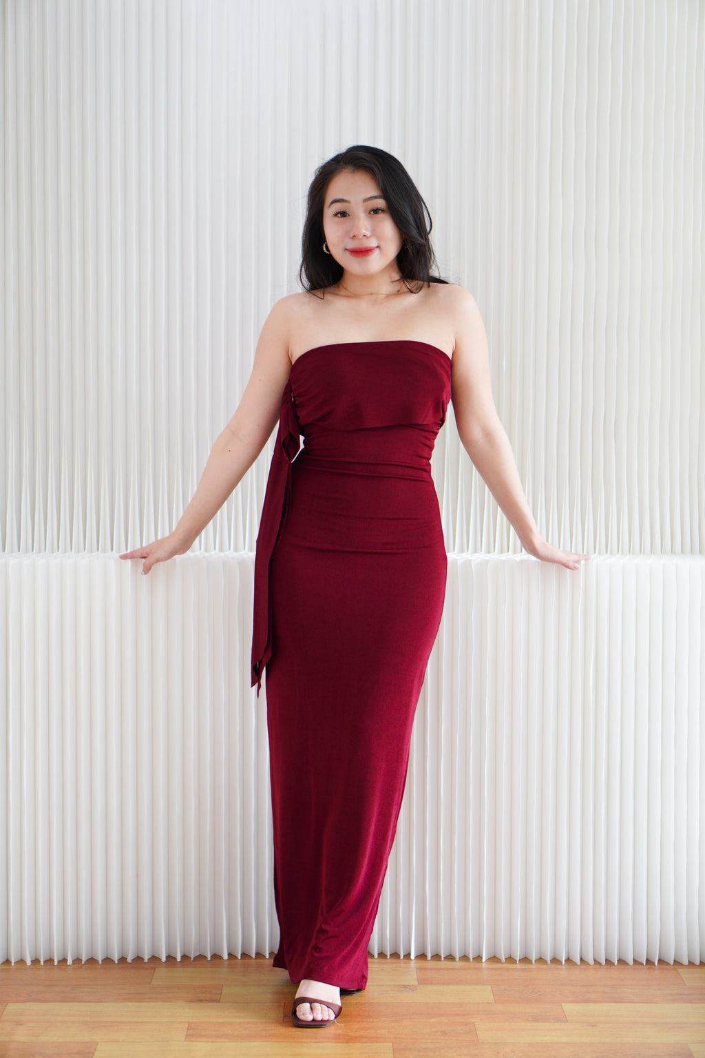 Feraya Off Shoulder Bodycon Maxi Dress in Red