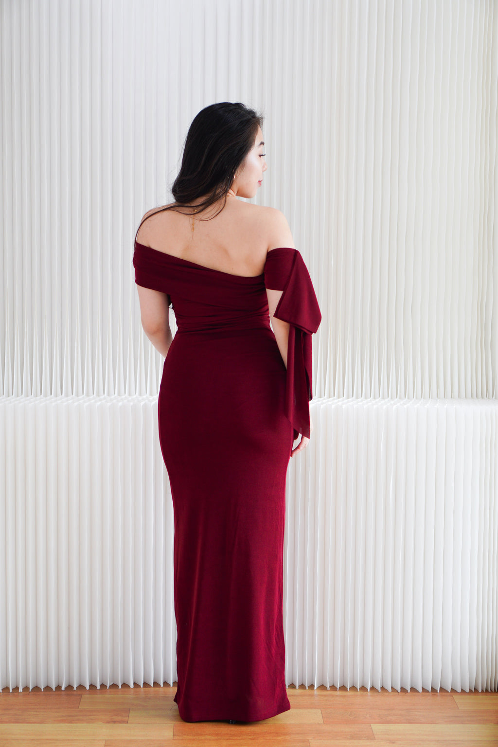 Feraya Off Shoulder Bodycon Maxi Dress in Red