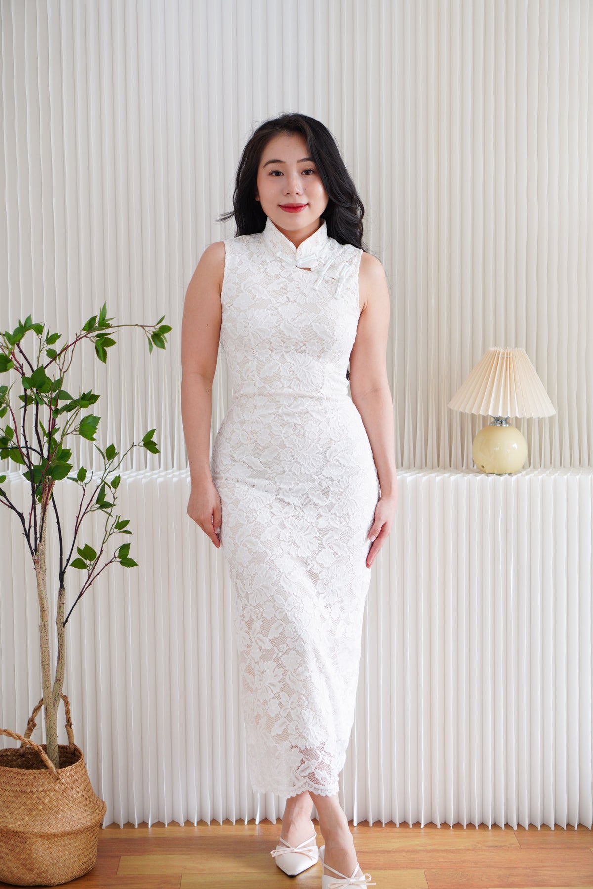 Ru Ting Lace Maxi Bodycon Cheongsam in Cream White