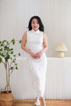 Ru Ting Lace Maxi Bodycon Cheongsam in Cream White