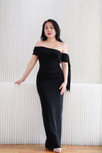 Feraya Off Shoulder Bodycon Maxi Dress in Black